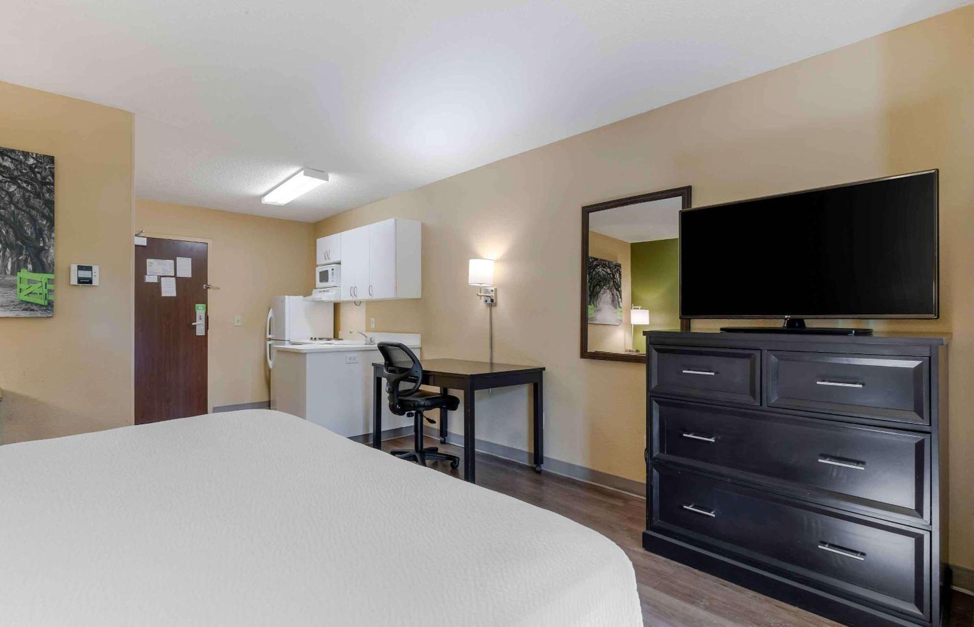 Extended Stay America Select Suites - Indianapolis - North - Кармел Экстерьер фото